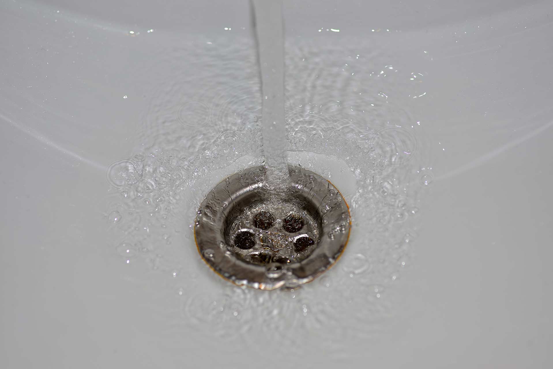 A2B Drains provides services to unblock blocked sinks and drains for properties in Stourbridge.